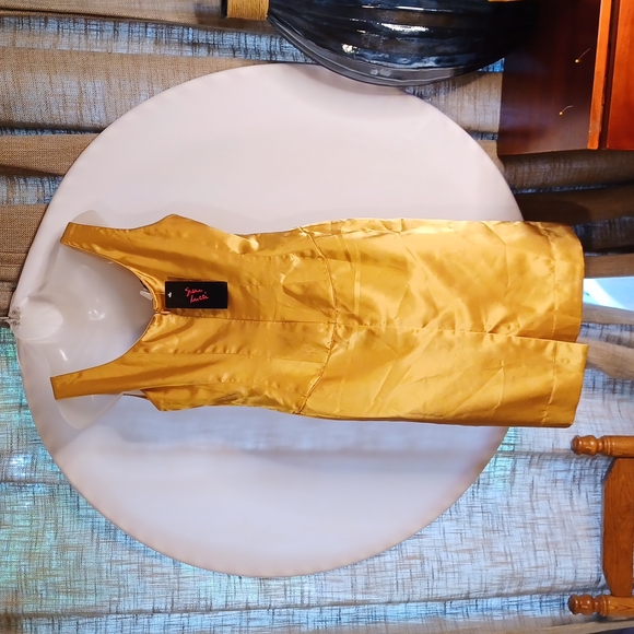 SUSAN LUCCI GOLD SATIN DRESS - Picture 2 of 9